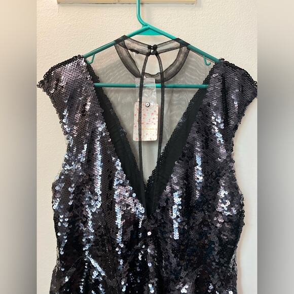 Free People Dance Til Dawn Sequin Mini Dress Size Medium - Picture 8 of 9